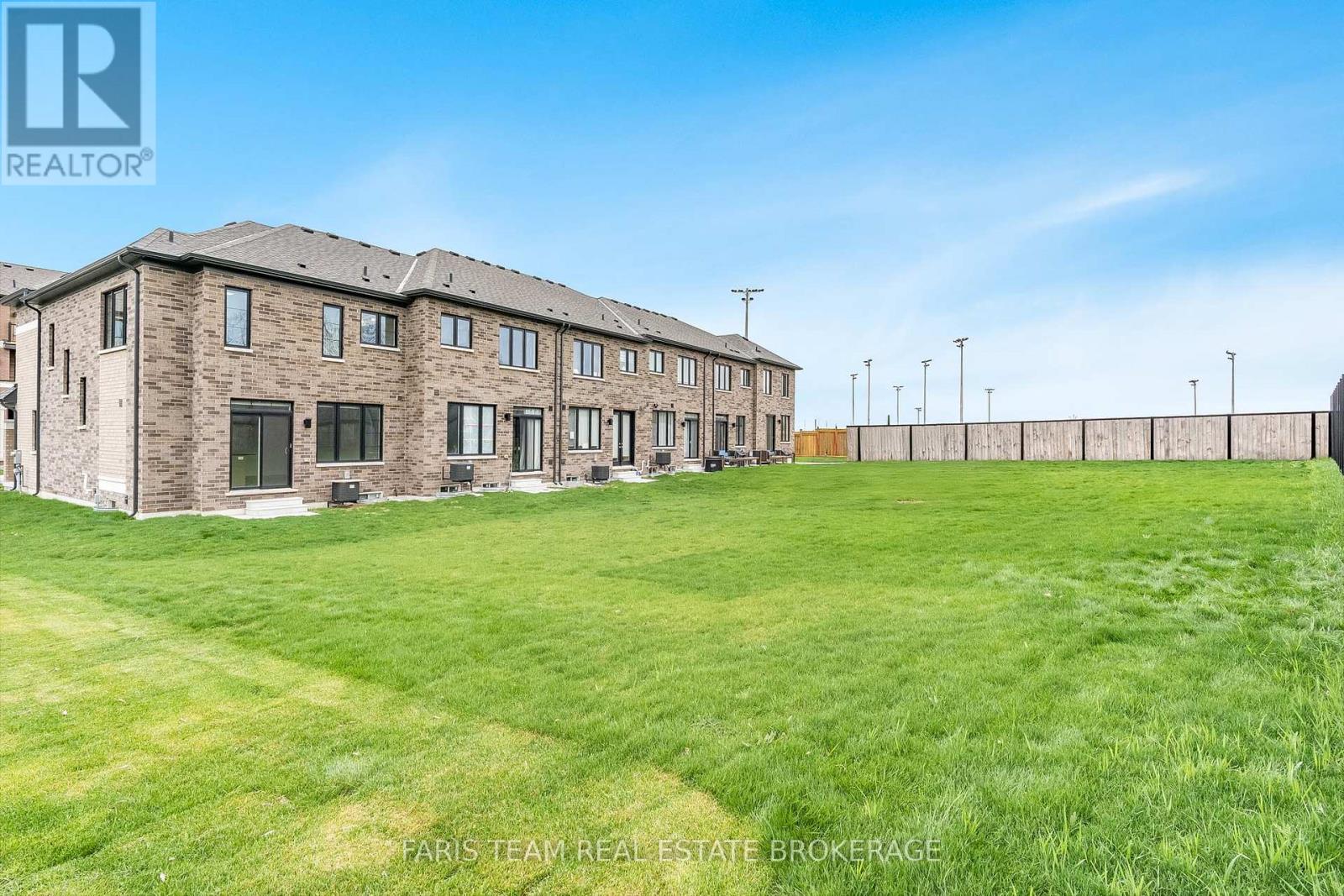 28 Bluebird Lane, Barrie, Ontario  L9J 0M3 - Photo 20 - S12591830