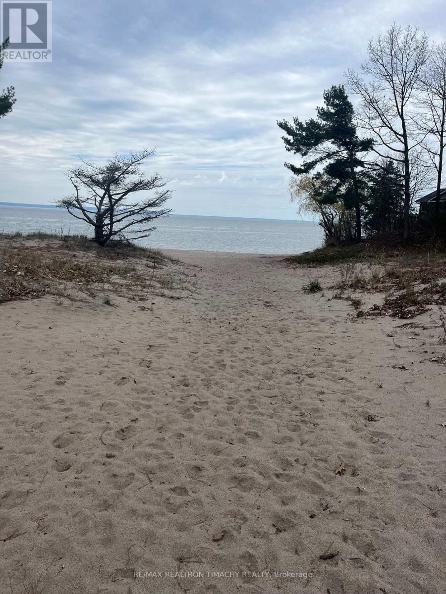 Lot 705 Wolfe Trail, Tiny, Ontario L9M 0H7 - Photo 10 - S12592064