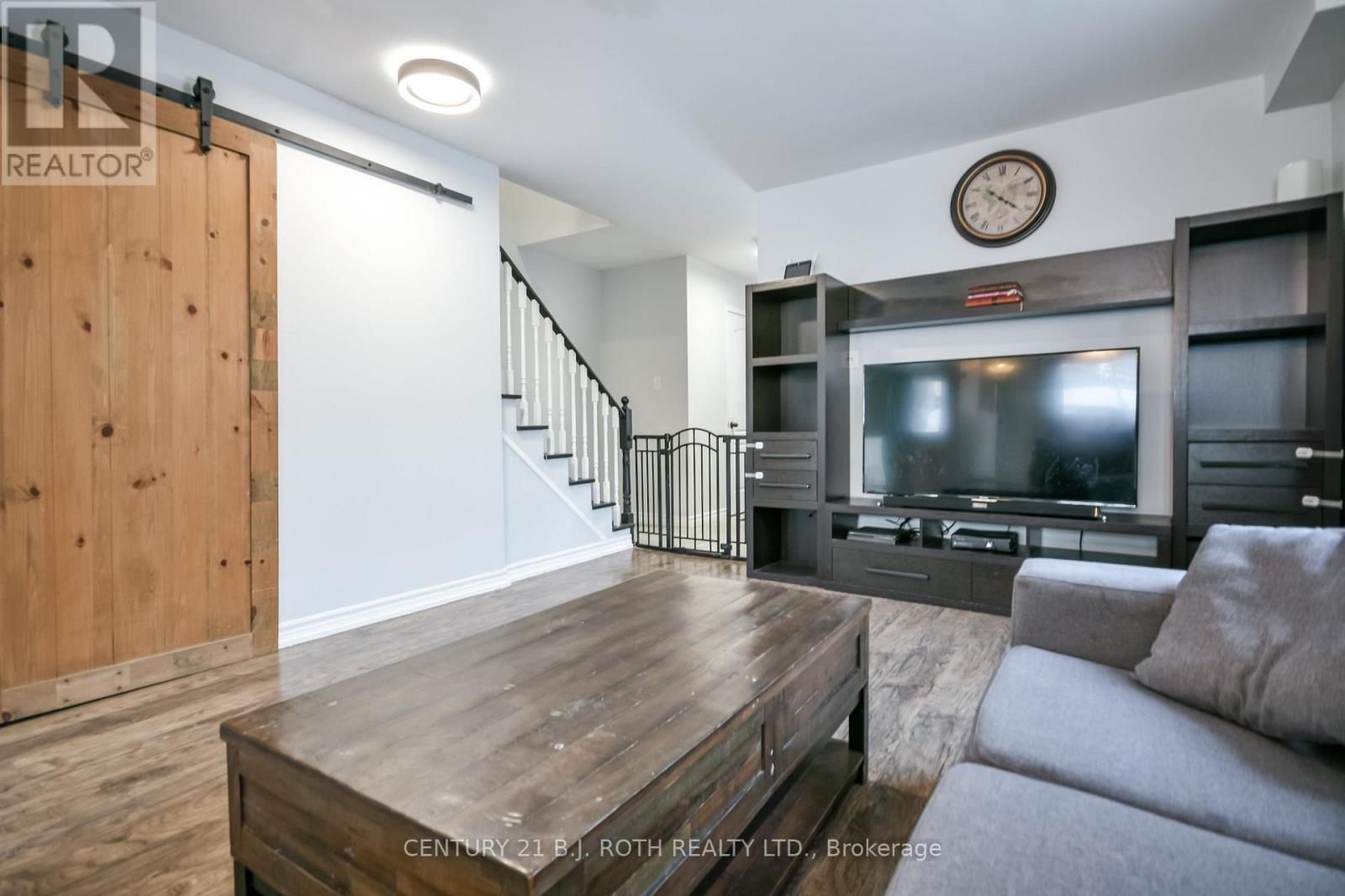 5 Black Cherry Crescent N, Barrie, Ontario  L4N 9K9 - Photo 7 - S12592676