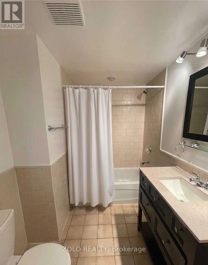 21 Columbia Road, Barrie, Ontario L4N 8C7 - Photo 9 - S12592692