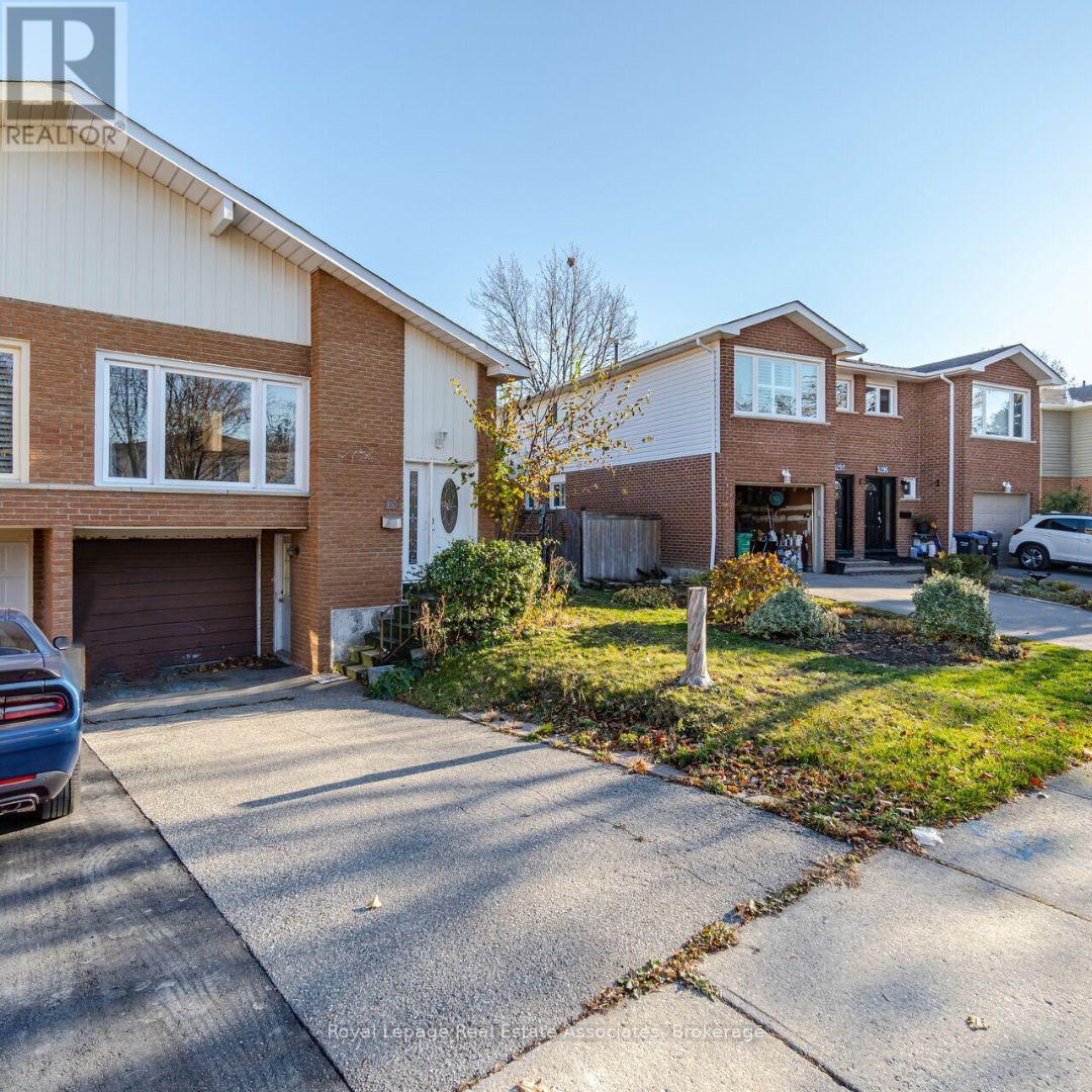 3301 TALLMAST CRESCENT, Mississauga, Ontario