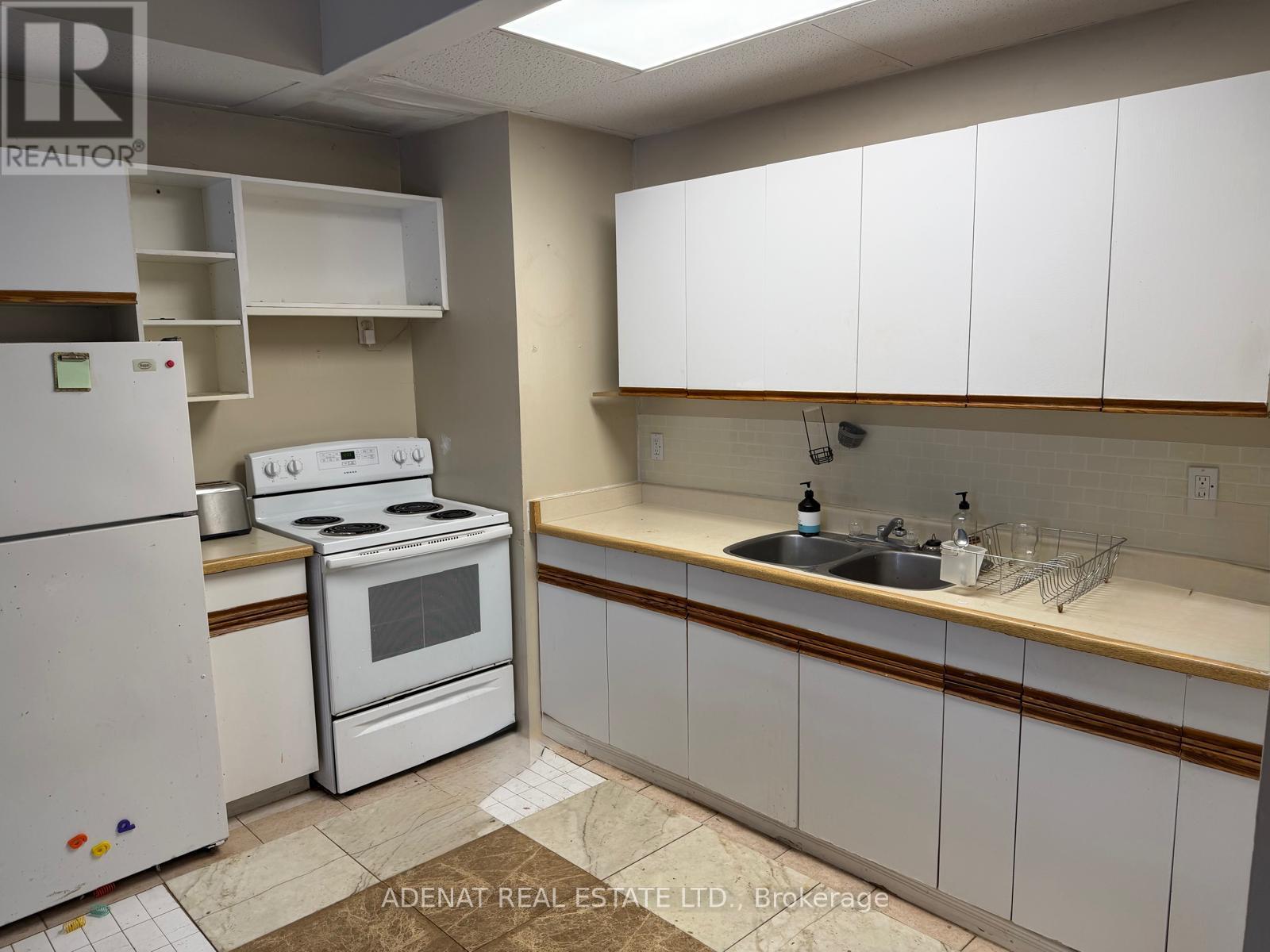 Main Fl - 19734 Airport Road, Caledon, Ontario  L7K 0A3 - Photo 6 - W12422409