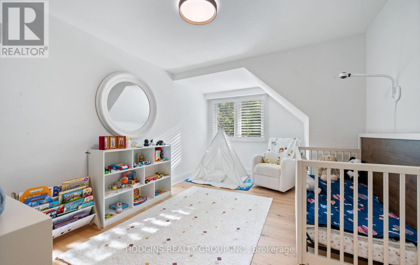 1726 Sherwood Forrest Circle, Mississauga, Ontario L5K 2H6 - Photo 32 - W12498002