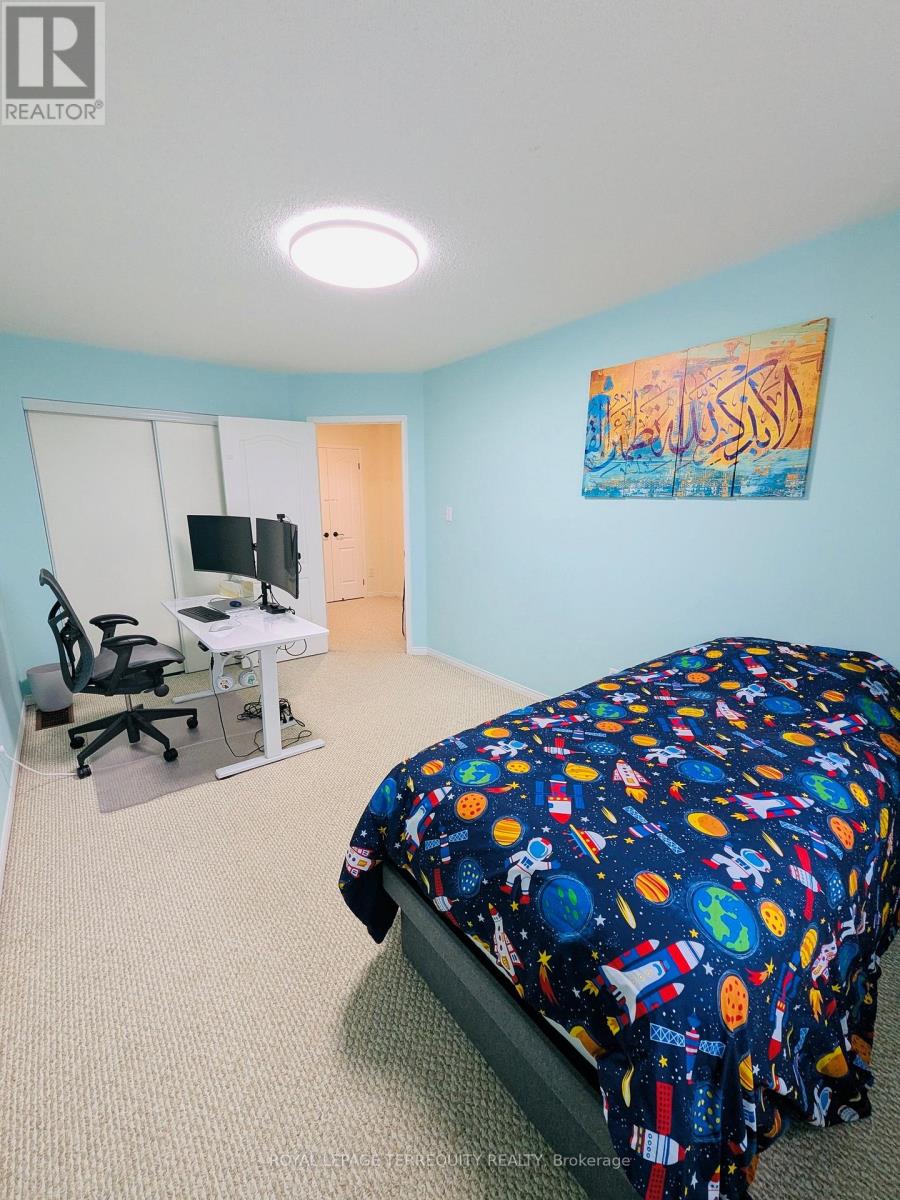 32b - 1084 Queen Street W, Mississauga, Ontario L5H 4K4 - Photo 11 - W12565998