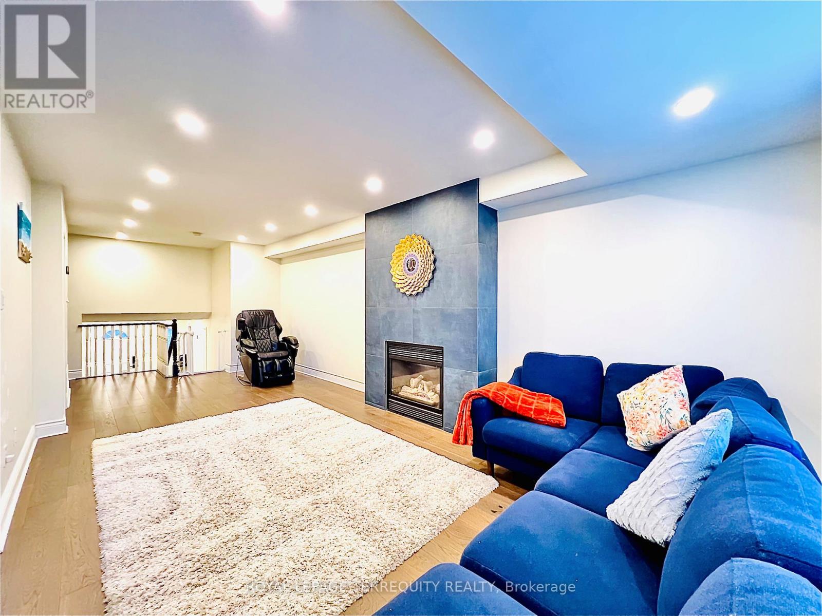 32b - 1084 Queen Street W, Mississauga, Ontario L5H 4K4 - Photo 4 - W12565998