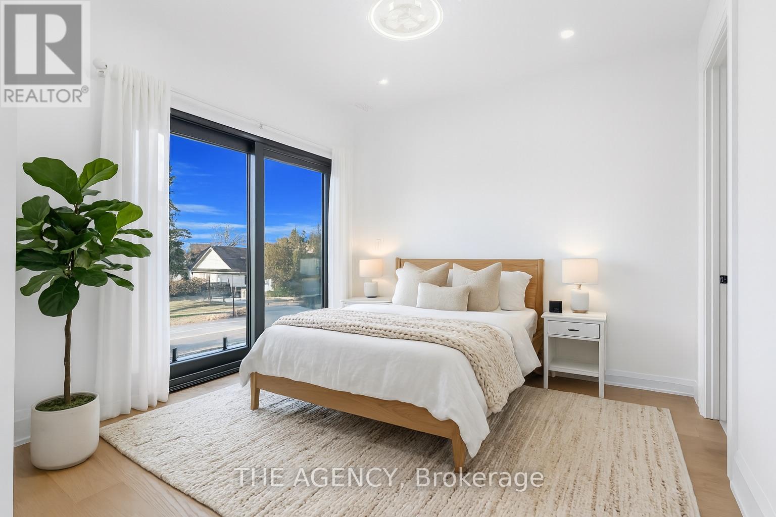 9 Earl Street, Mississauga, Ontario  L5M 1N6 - Photo 41 - W12581458