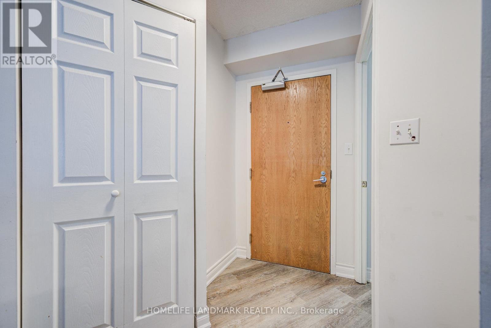 1111 - 7 Lorraine Drive, Toronto, Ontario  M2N 7H2 - Photo 12 - C12441666