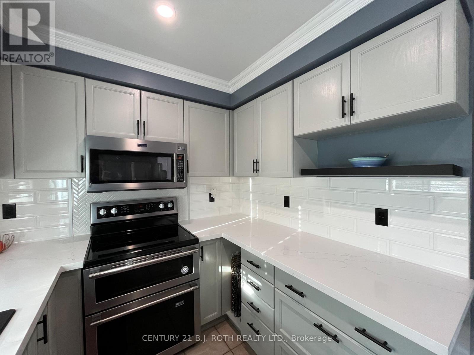 1327 Vincent Crescent, Innisfil, Ontario  L9S 1Z8 - Photo 12 - N12592234