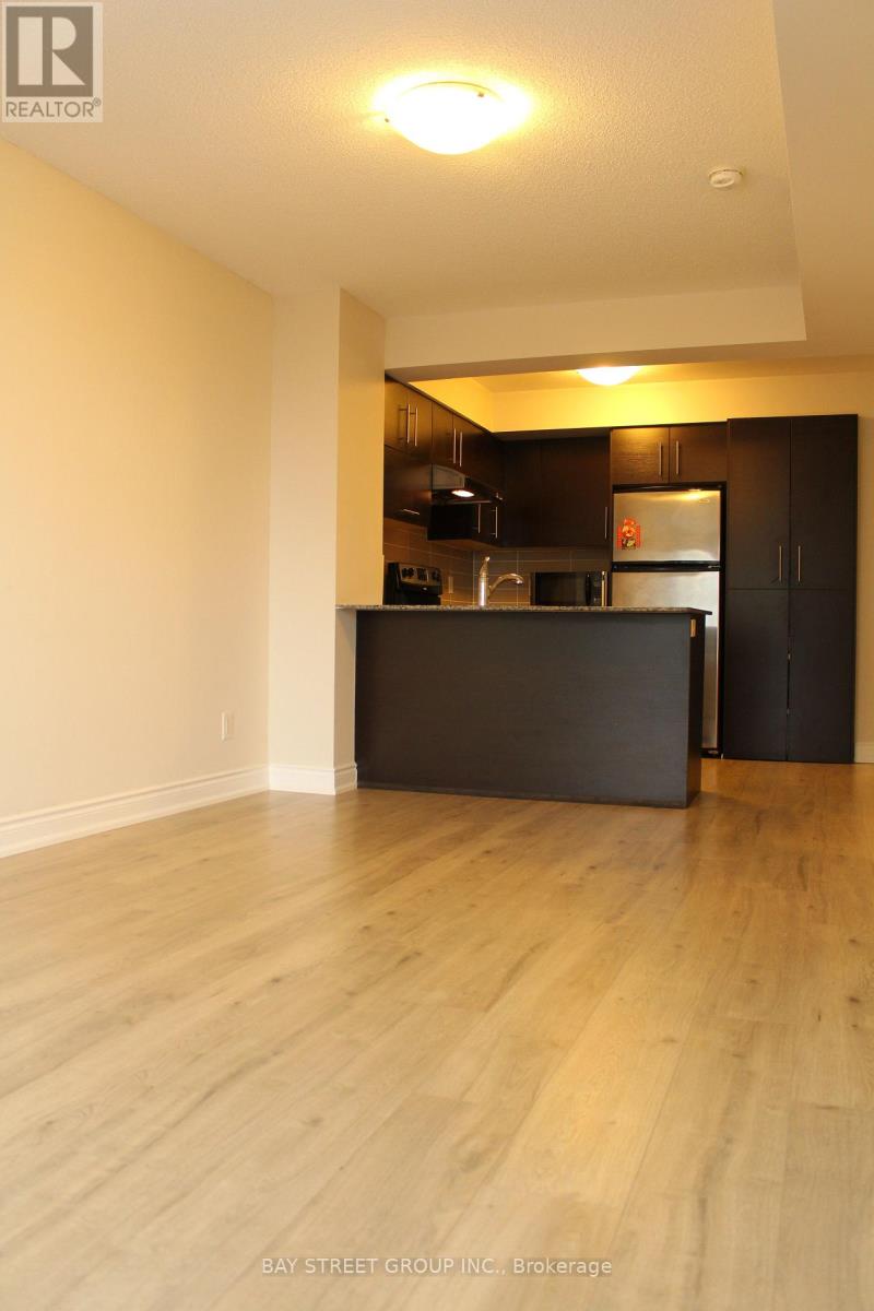 615 - 233 South Park Road, Markham, Ontario  L3T 0B3 - Photo 2 - N12592218