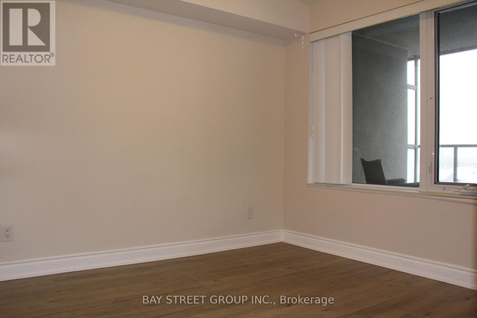 615 - 233 South Park Road, Markham, Ontario  L3T 0B3 - Photo 5 - N12592218