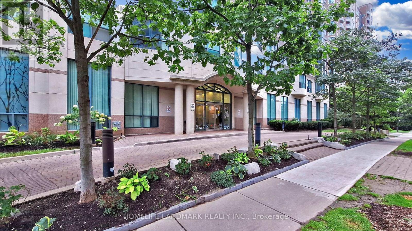 1111 - 7 Lorraine Drive, Toronto, Ontario  M2N 7H2 - Photo 4 - C12441666