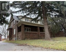 29 BOLTON AVENUE, Newmarket, Ontario