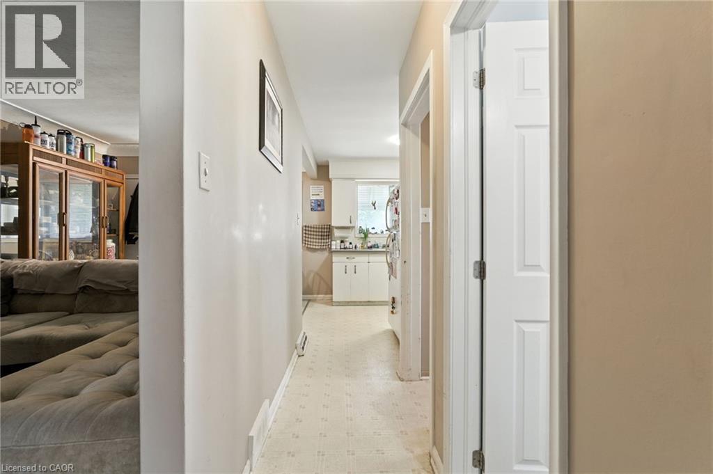 34 Shotwell Street, Welland, Ontario  L3C 1N8 - Photo 15 - 40766306