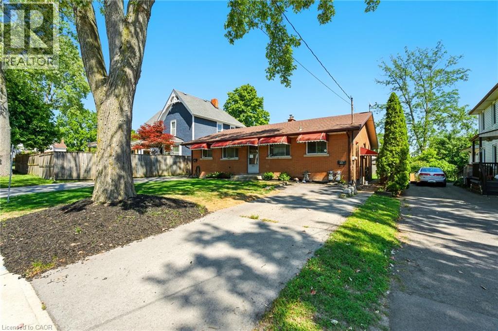 34 Shotwell Street, Welland, Ontario L3C 1N8 - Photo 2 - 40766073