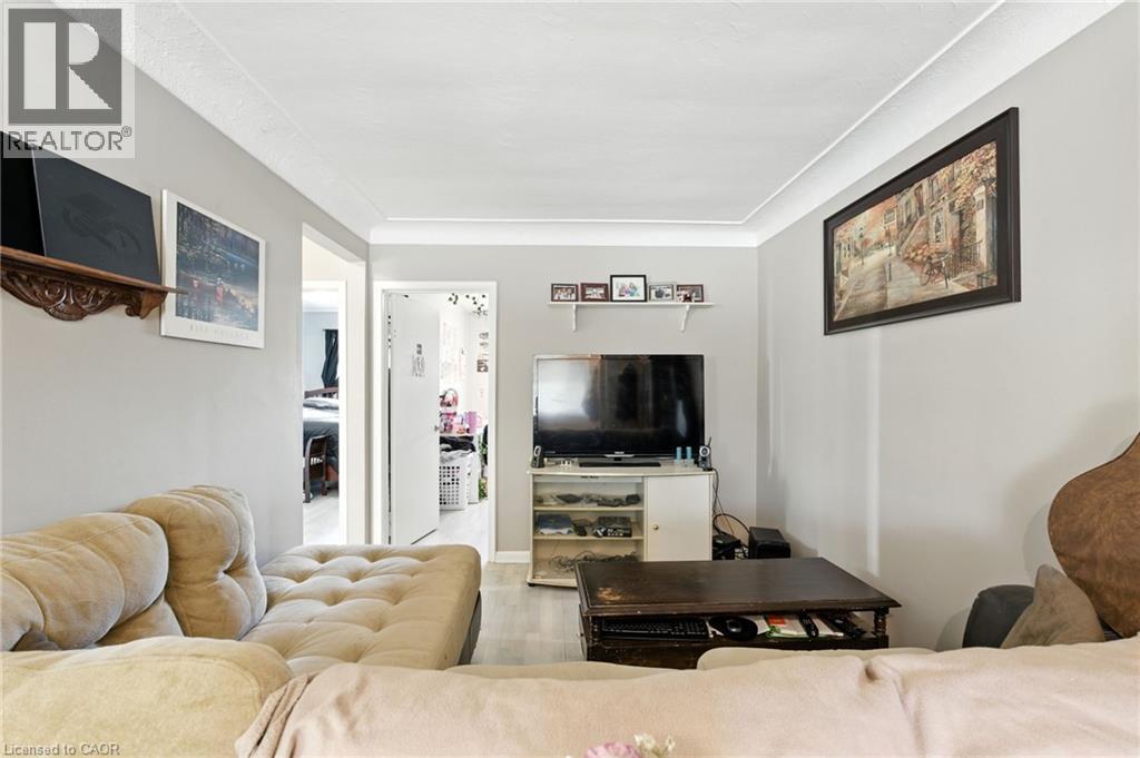 34 Shotwell Street, Welland, Ontario L3C 1N8 - Photo 8 - 40766073