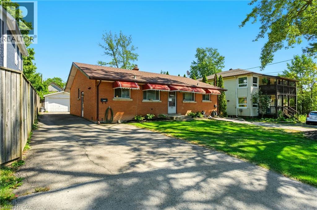 34 Shotwell Street, Welland, Ontario  L3C 1N8 - Photo 3 - 40766306