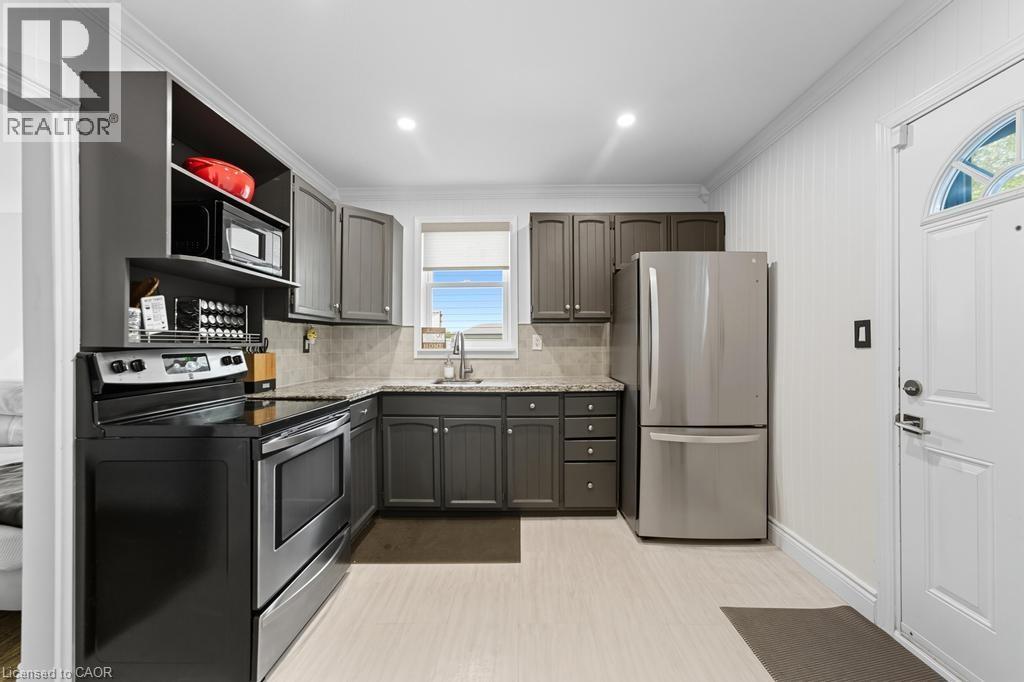 207 Auburn Avenue, Hamilton, Ontario  L8K 3B4 - Photo 14 - 40773390