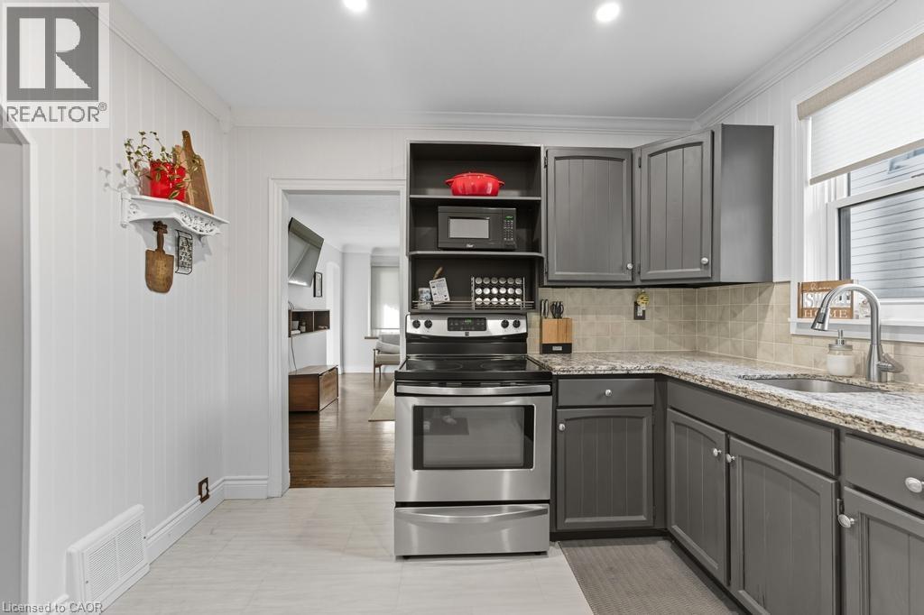 207 Auburn Avenue, Hamilton, Ontario  L8K 3B4 - Photo 16 - 40773390