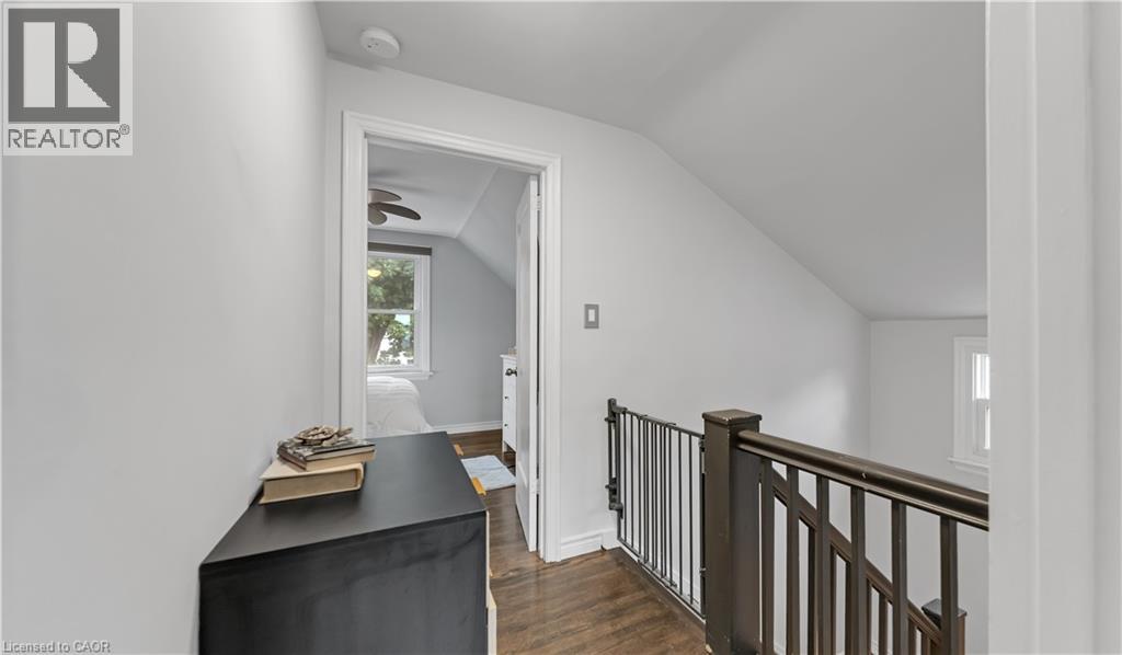 207 Auburn Avenue, Hamilton, Ontario  L8K 3B4 - Photo 9 - 40773390