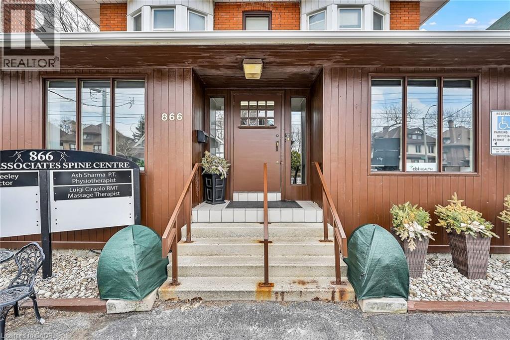 866 Main Street E, Hamilton, Ontario  L8M 1L9 - Photo 3 - 40775909