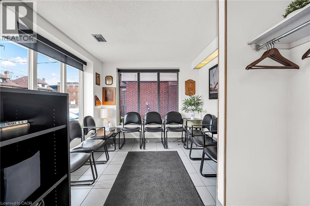 866 Main Street E, Hamilton, Ontario  L8M 1L9 - Photo 5 - 40775909