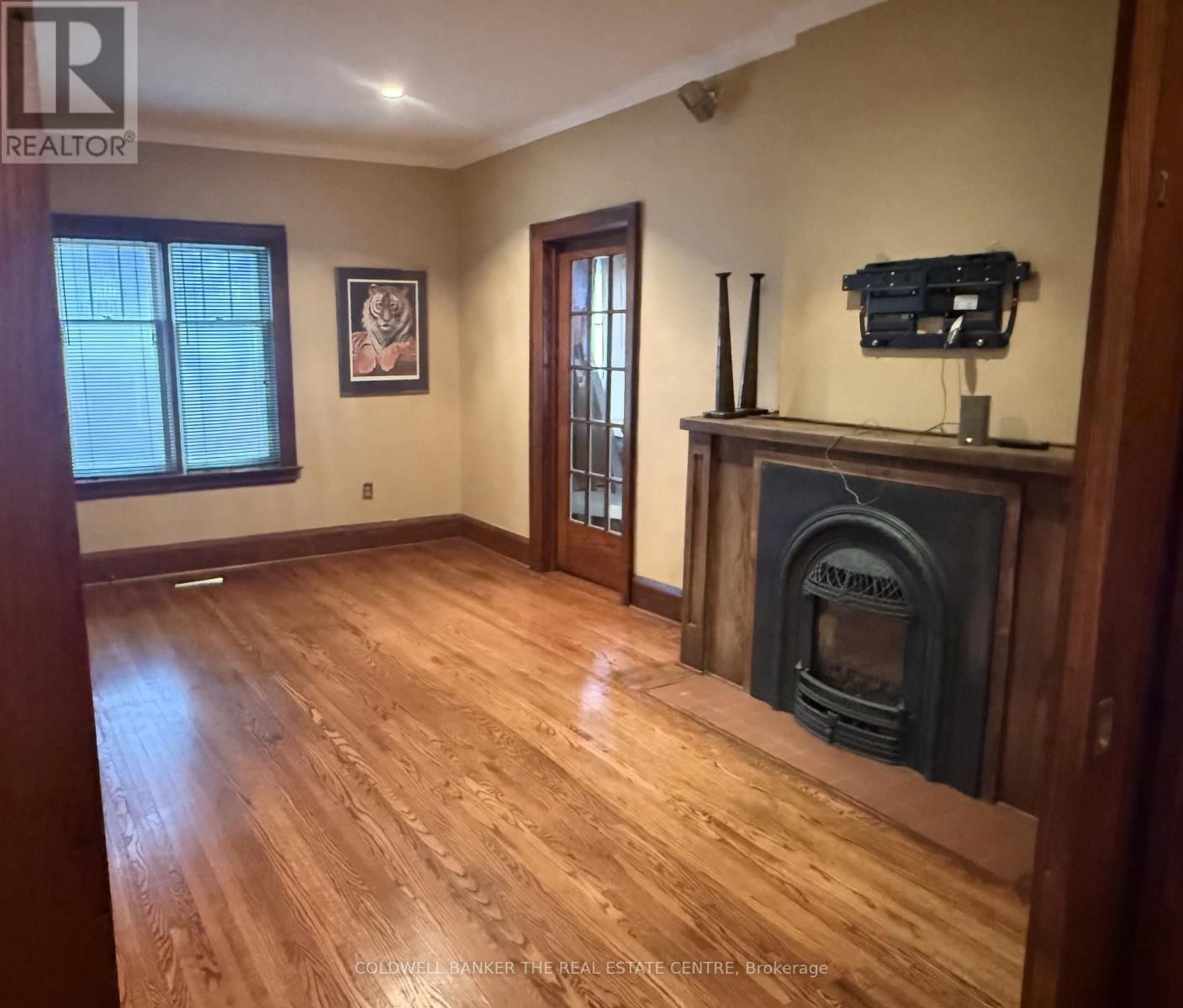 29 Bolton Avenue, Newmarket, Ontario  L3Y 2X3 - Photo 6 - N12592250