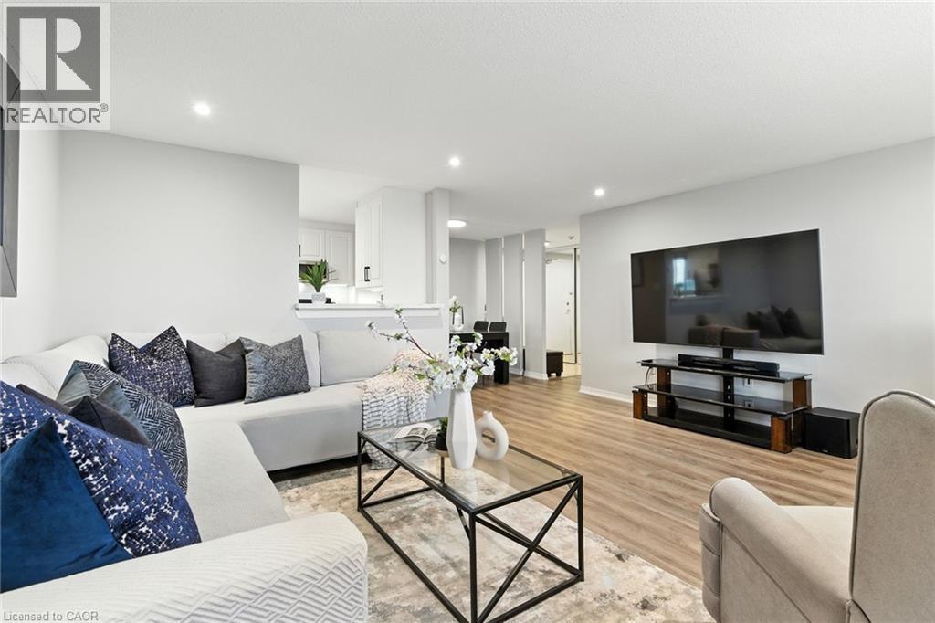 6720 Glen Erin Drive Unit# 514, Mississauga, Ontario  L5N 3K8 - Photo 11 - 40786429