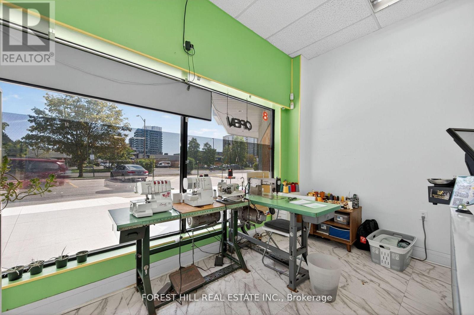 8 - 9625 Yonge Street N, Richmond Hill, Ontario  L4C 5T2 - Photo 8 - N12592296