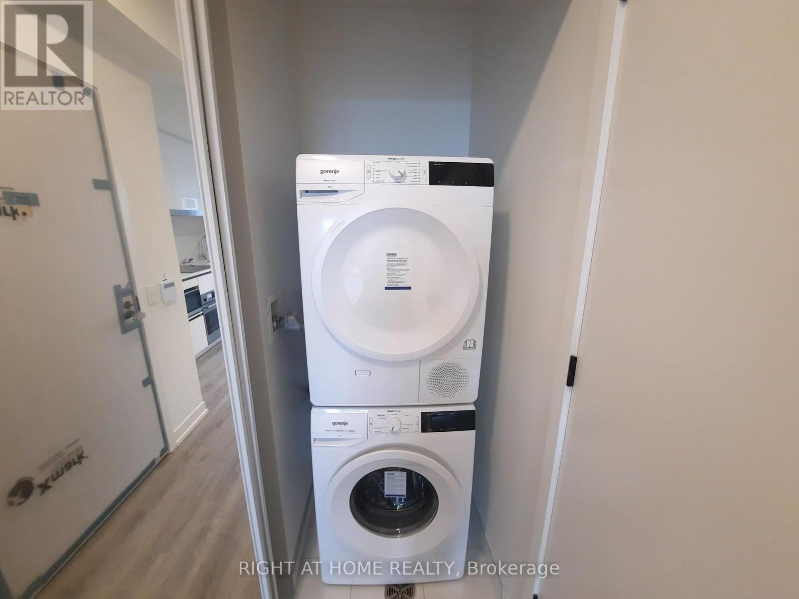 5308 - 8 Interchange Way, Vaughan, Ontario L4K 0R2 - Photo 15 - N12592330