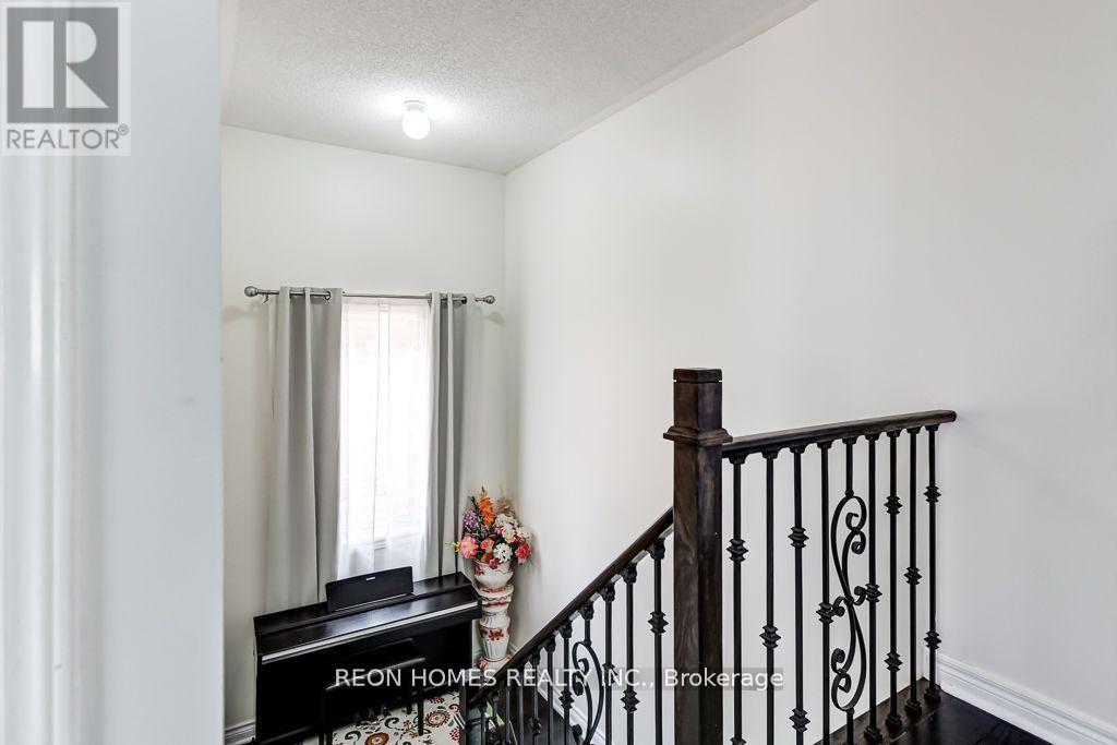 144 Edward Jeffreys Avenue, Markham, Ontario  L6E 1V5 - Photo 19 - N12592382
