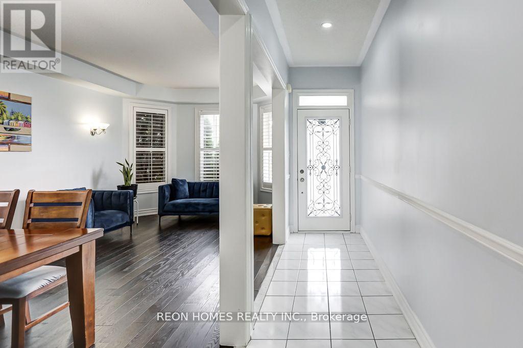 144 Edward Jeffreys Avenue, Markham, Ontario  L6E 1V5 - Photo 3 - N12592382