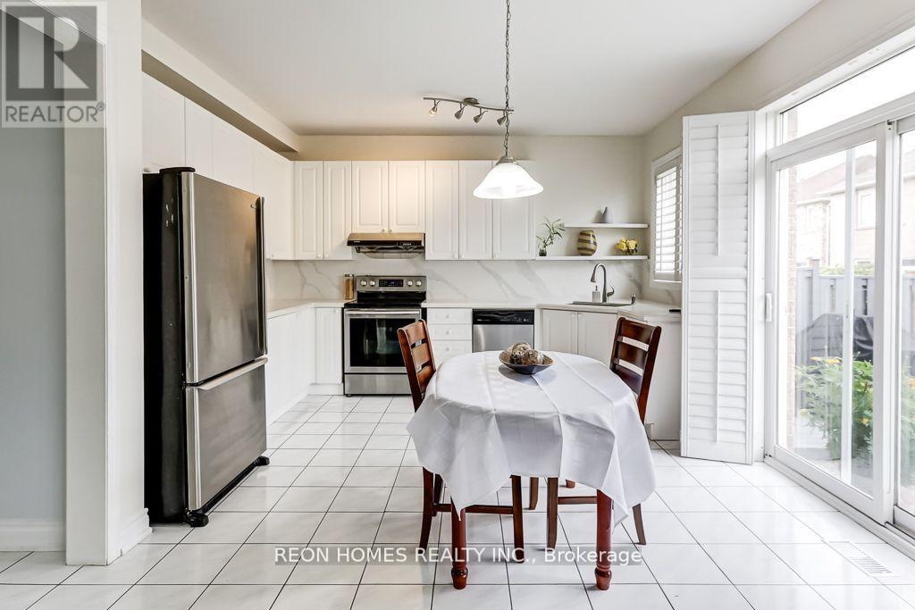 144 Edward Jeffreys Avenue, Markham, Ontario  L6E 1V5 - Photo 5 - N12592382