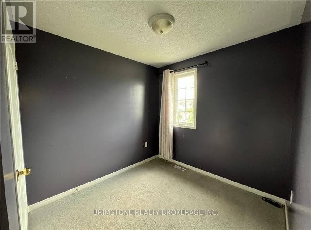 52 Admiral Crescent, Essa, Ontario L0M 1B4 - Photo 12 - N12592396