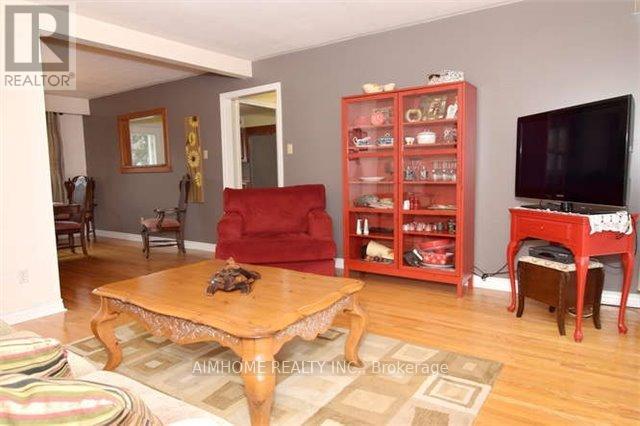 133 Church Street, Georgina, Ontario  L4P 1J4 - Photo 6 - N12592398