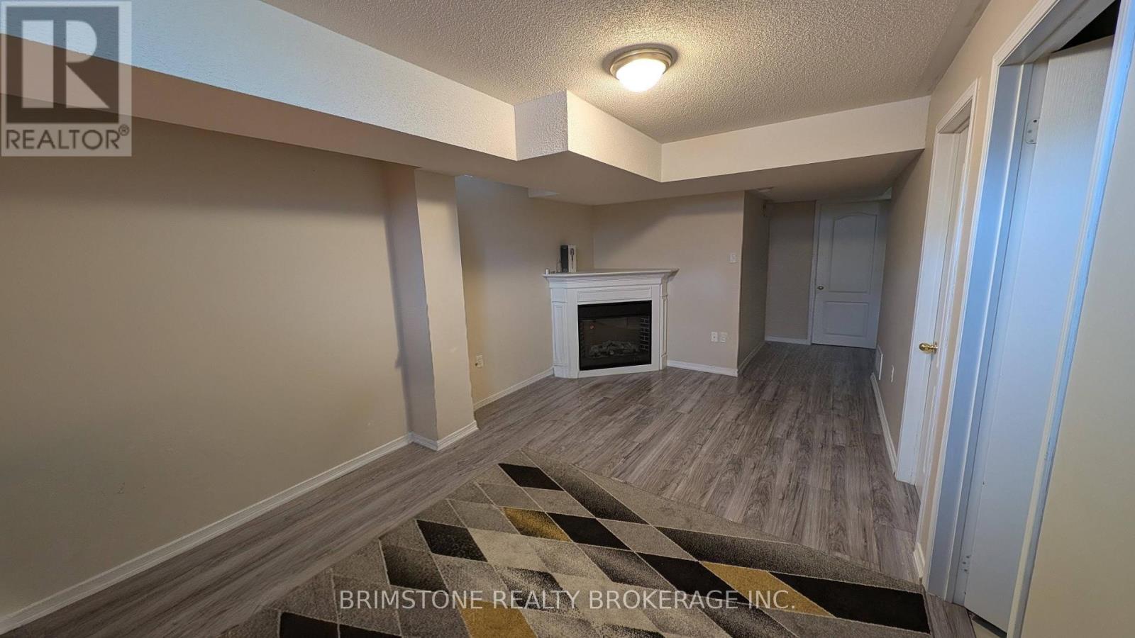 52 Admiral Crescent, Essa, Ontario L0M 1B4 - Photo 15 - N12592396