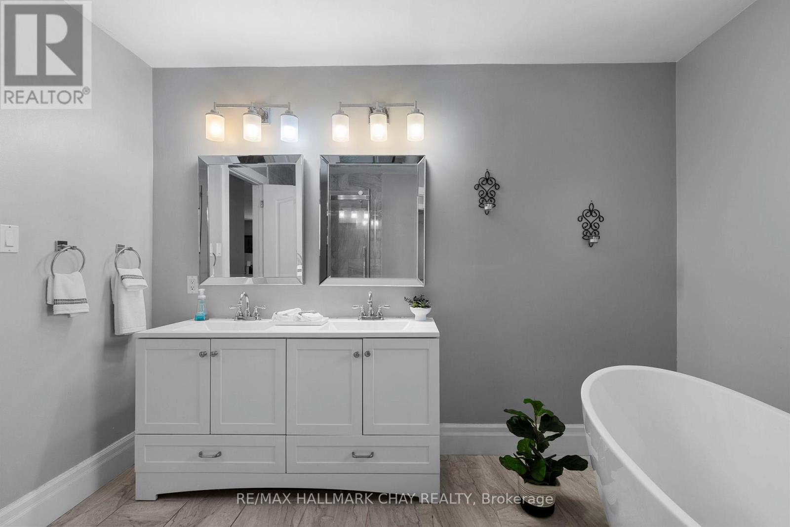 78 Twmarc Avenue, Brock (Beaverton), Ontario  L0K 1A0 - Photo 13 - N12592454