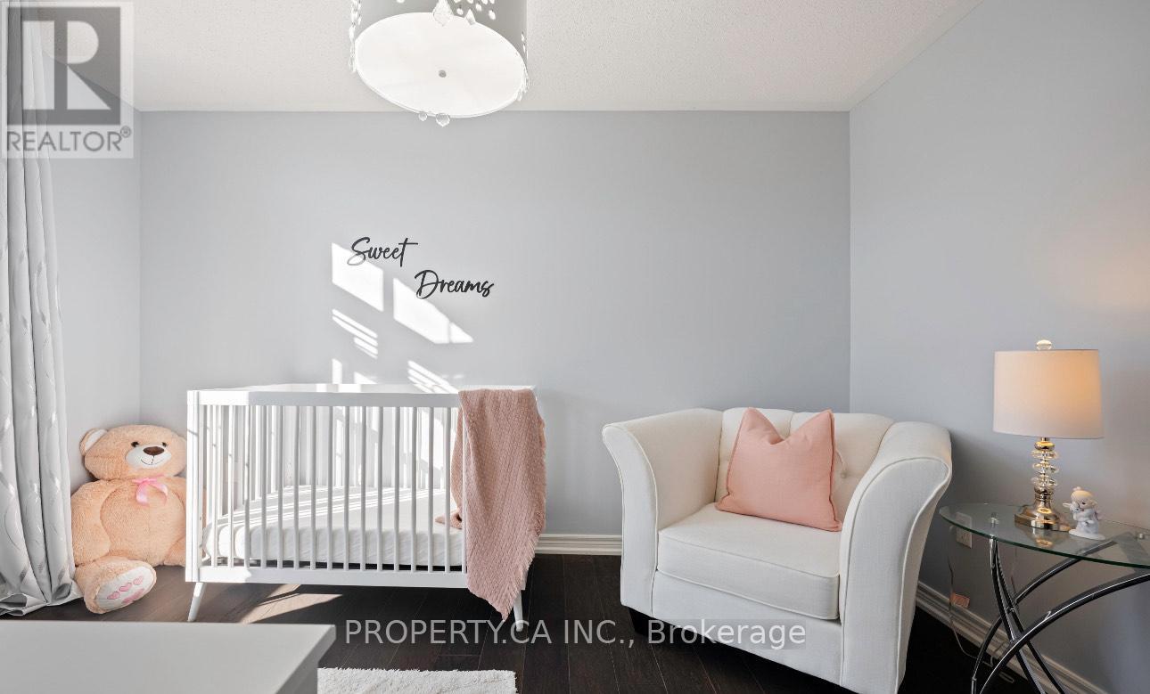 8 Homerton Avenue, Richmond Hill, Ontario  L4E 0V9 - Photo 30 - N12592456