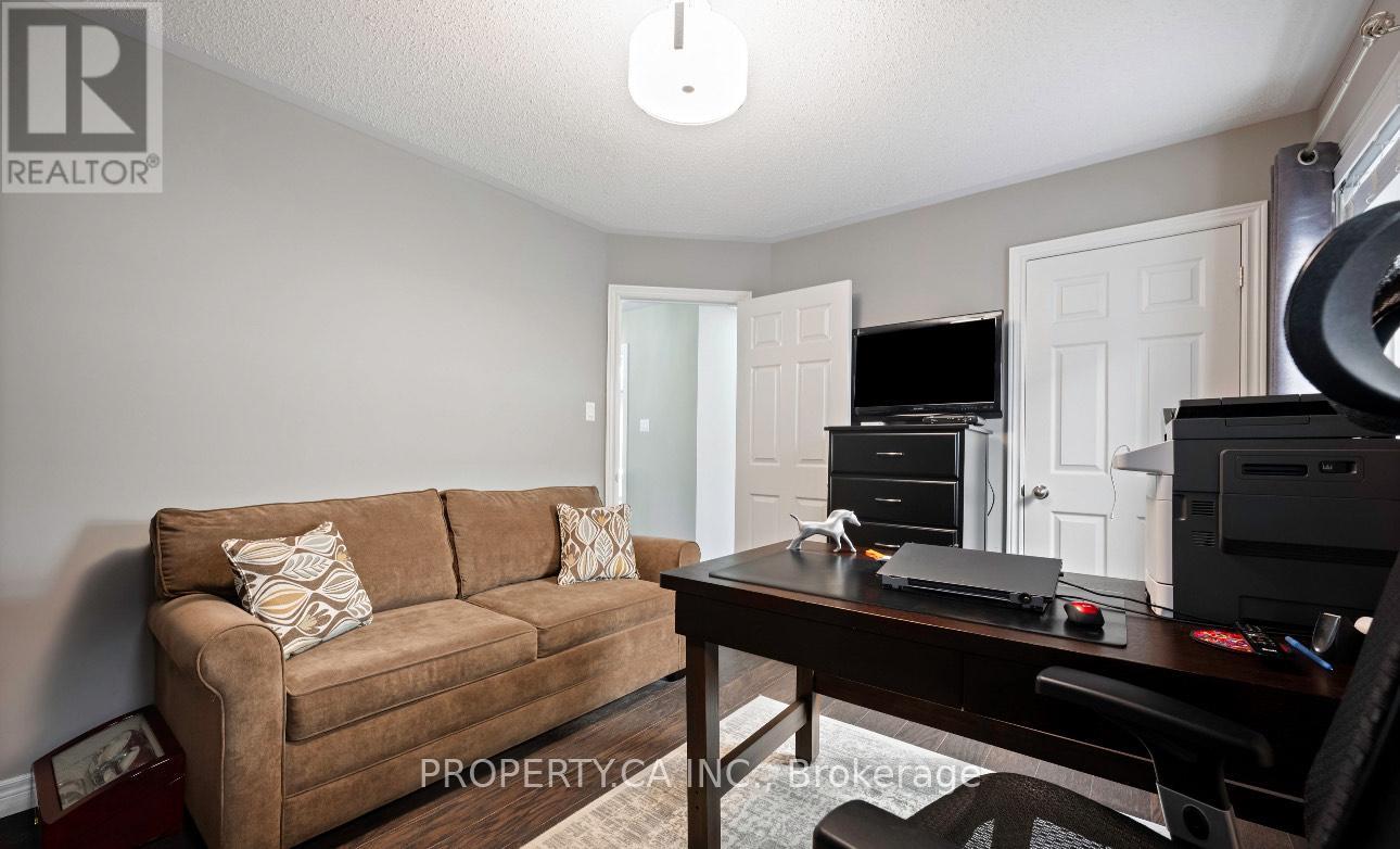 8 Homerton Avenue, Richmond Hill, Ontario  L4E 0V9 - Photo 32 - N12592456