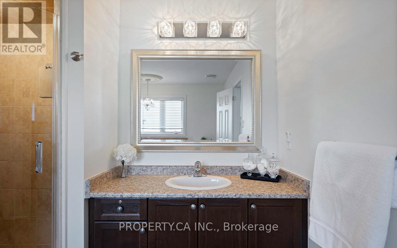 8 Homerton Avenue, Richmond Hill, Ontario  L4E 0V9 - Photo 37 - N12592456