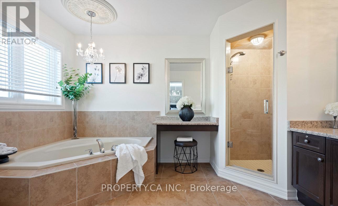 8 Homerton Avenue, Richmond Hill, Ontario  L4E 0V9 - Photo 35 - N12592456