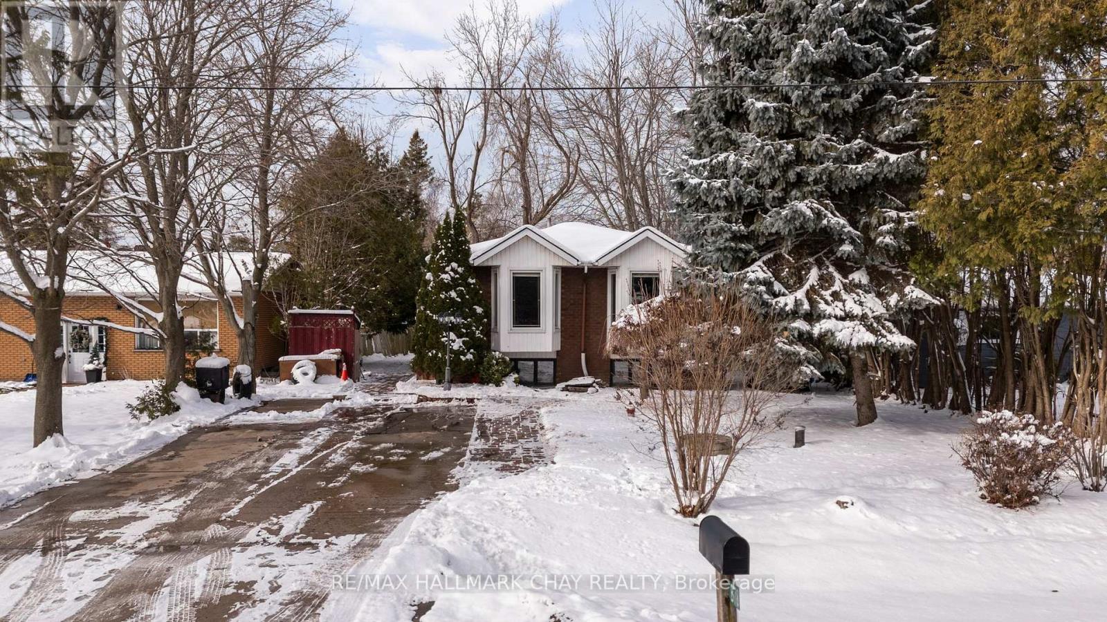 78 Twmarc Avenue, Brock (Beaverton), Ontario  L0K 1A0 - Photo 2 - N12592454