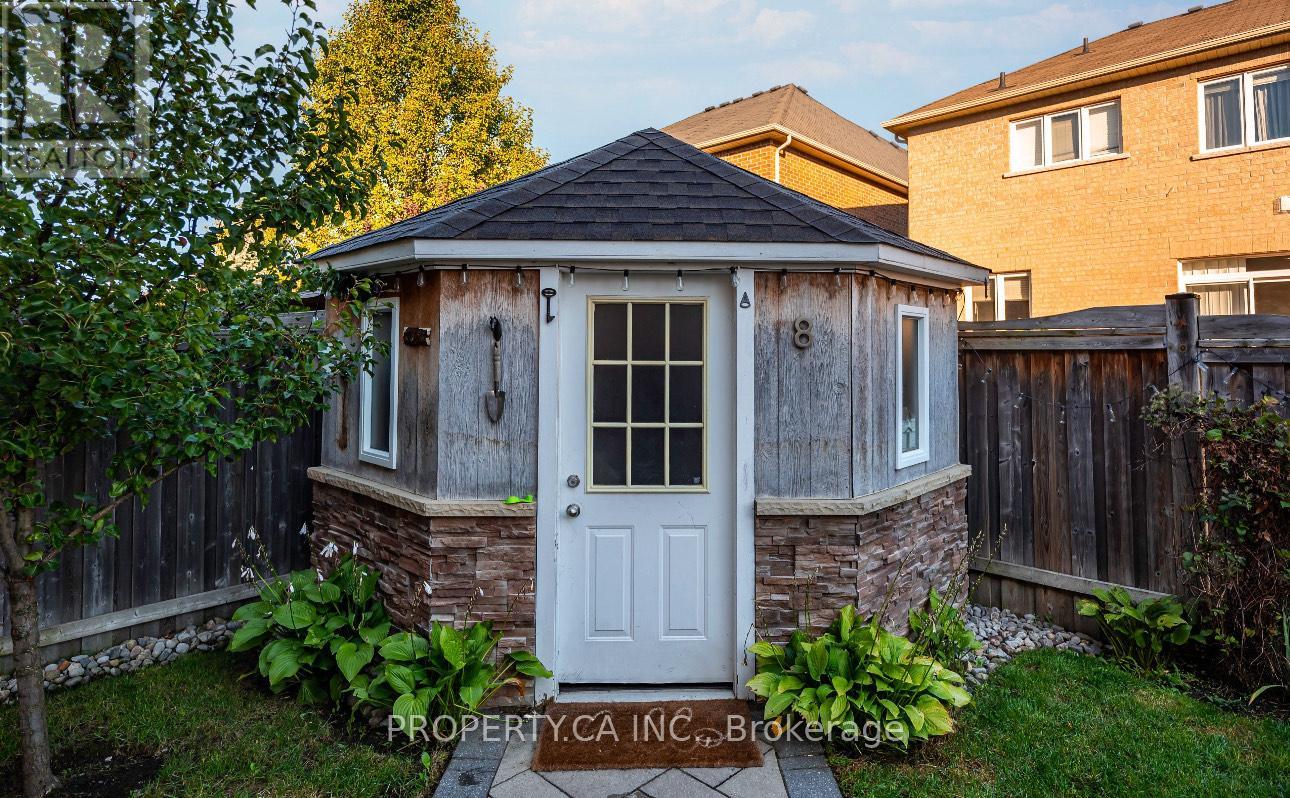 8 Homerton Avenue, Richmond Hill, Ontario  L4E 0V9 - Photo 24 - N12592456