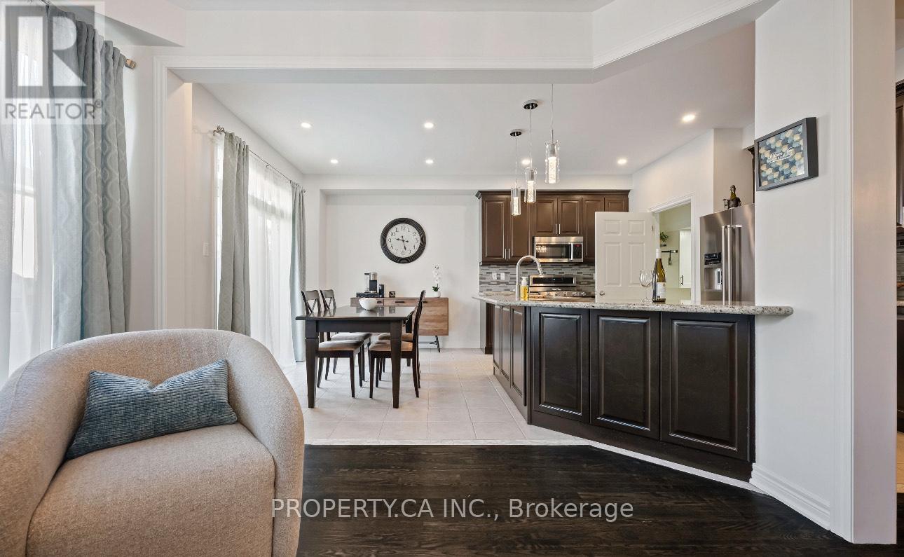 8 Homerton Avenue, Richmond Hill, Ontario  L4E 0V9 - Photo 13 - N12592456