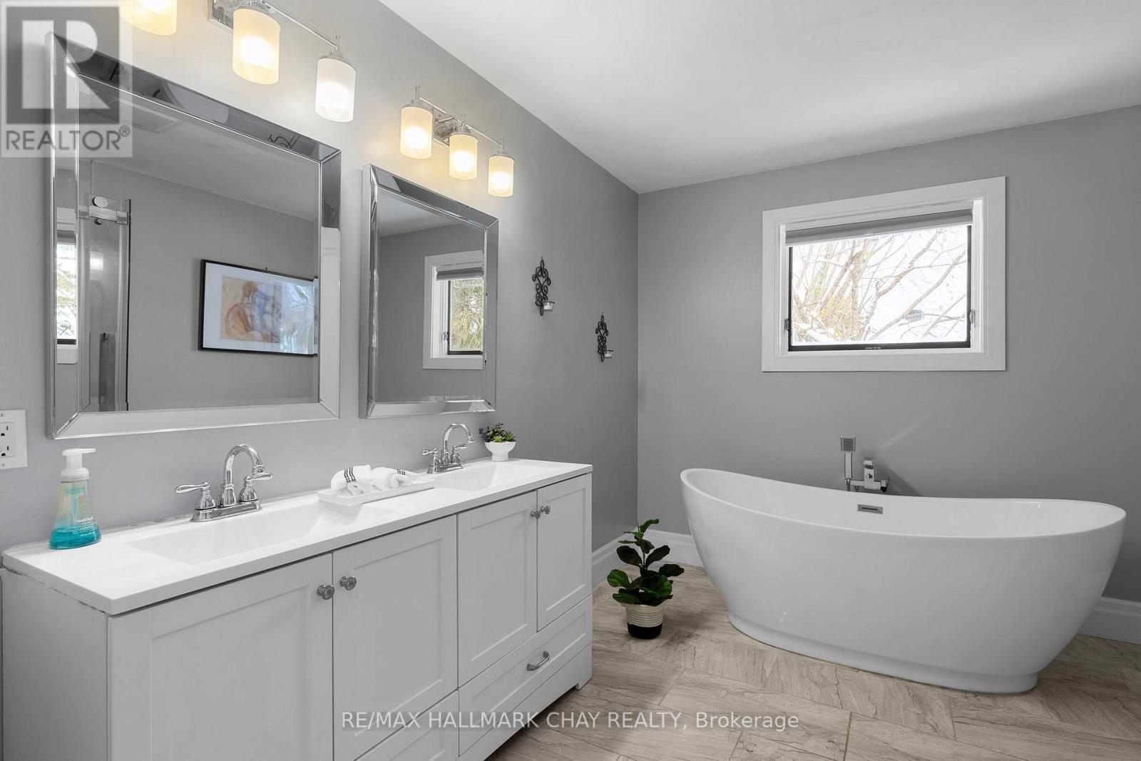 78 Twmarc Avenue, Brock (Beaverton), Ontario  L0K 1A0 - Photo 12 - N12592454