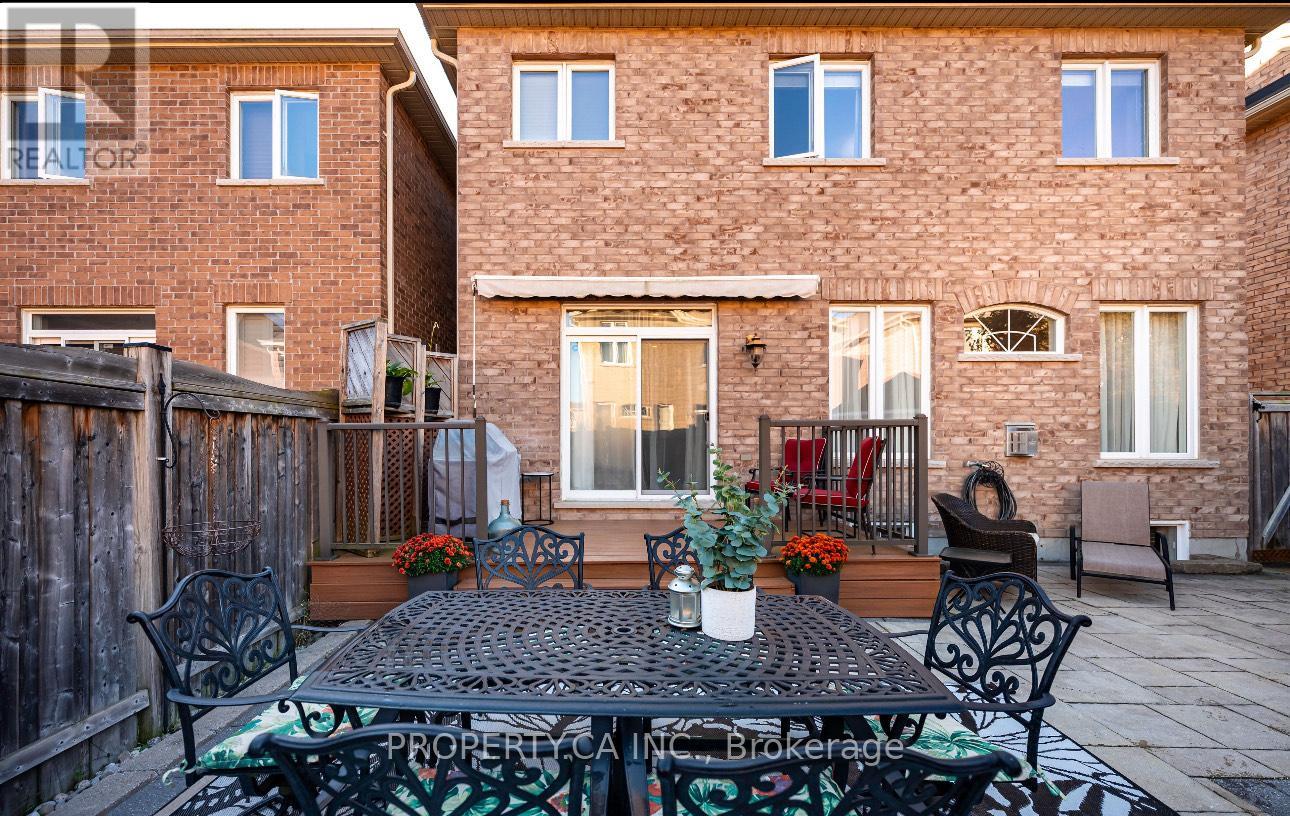 8 Homerton Avenue, Richmond Hill, Ontario  L4E 0V9 - Photo 22 - N12592456