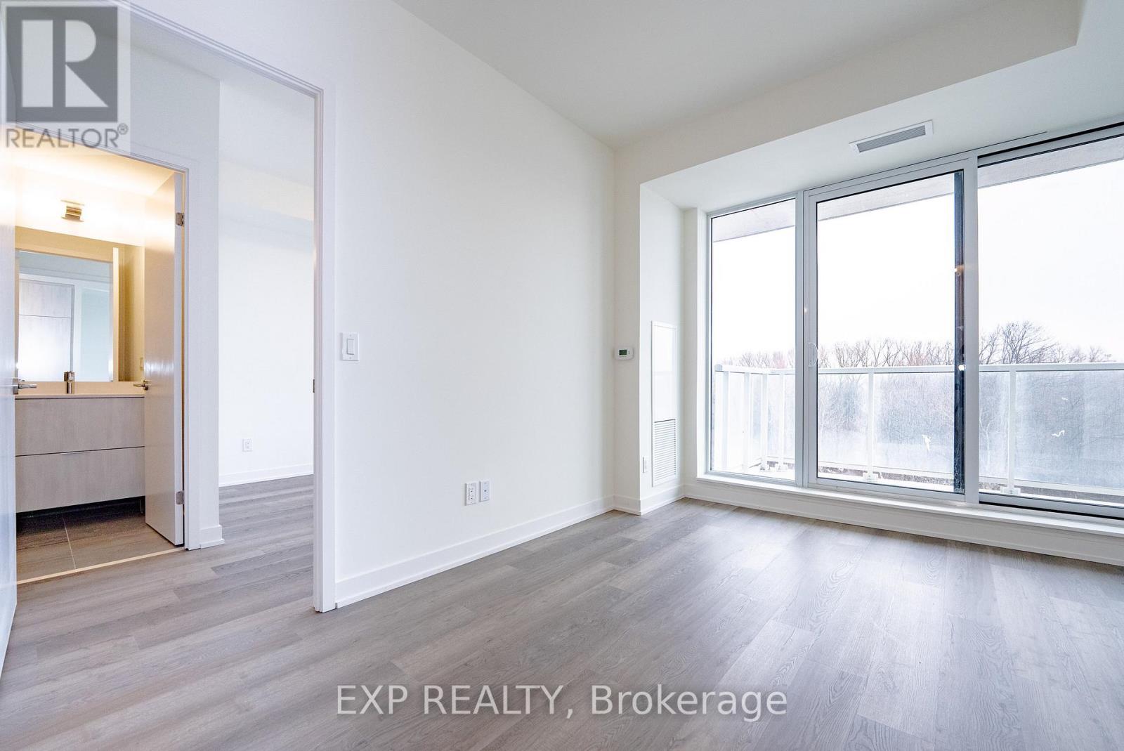 409 - 6 David Eyer Road, Richmond Hill, Ontario  L4S 0N5 - Photo 10 - N12592498