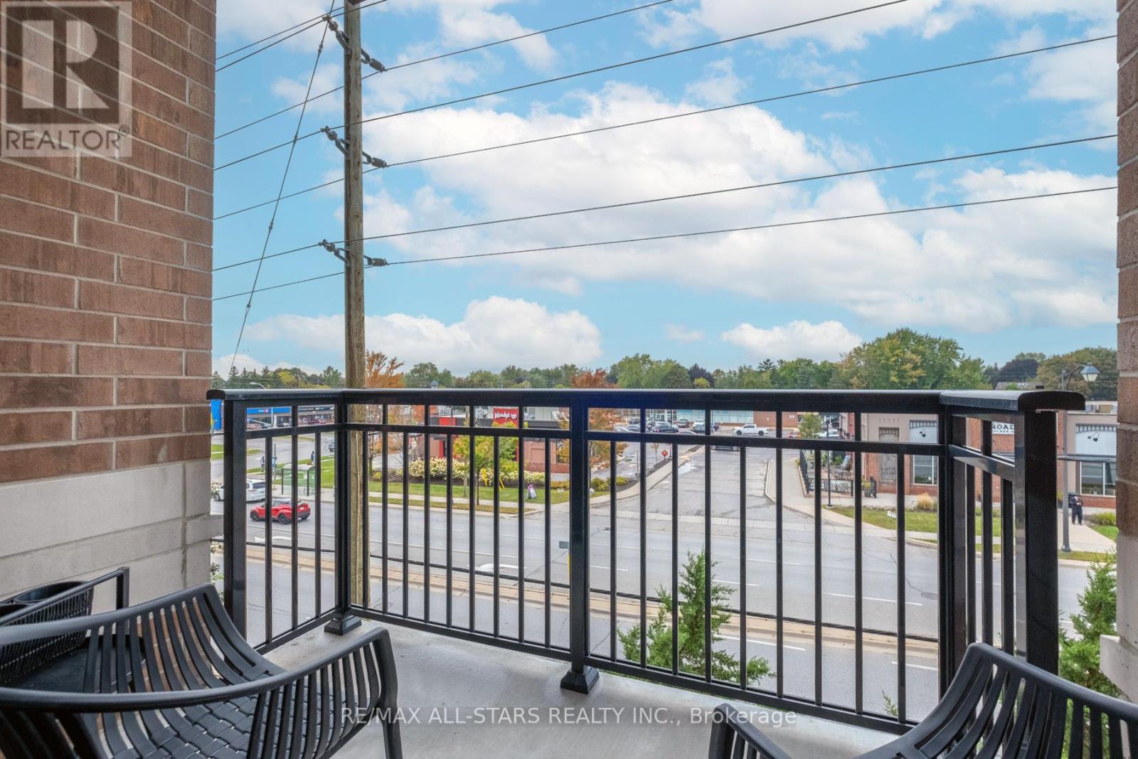 5917 Main Street, Whitchurch-Stouffville, Ontario  L4A 2Z9 - Photo 9 - N12592468