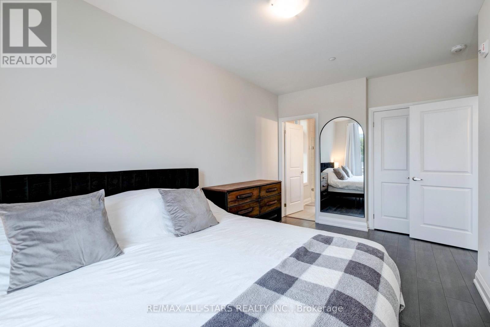 5917 Main Street, Whitchurch-Stouffville, Ontario  L4A 2Z9 - Photo 15 - N12592468