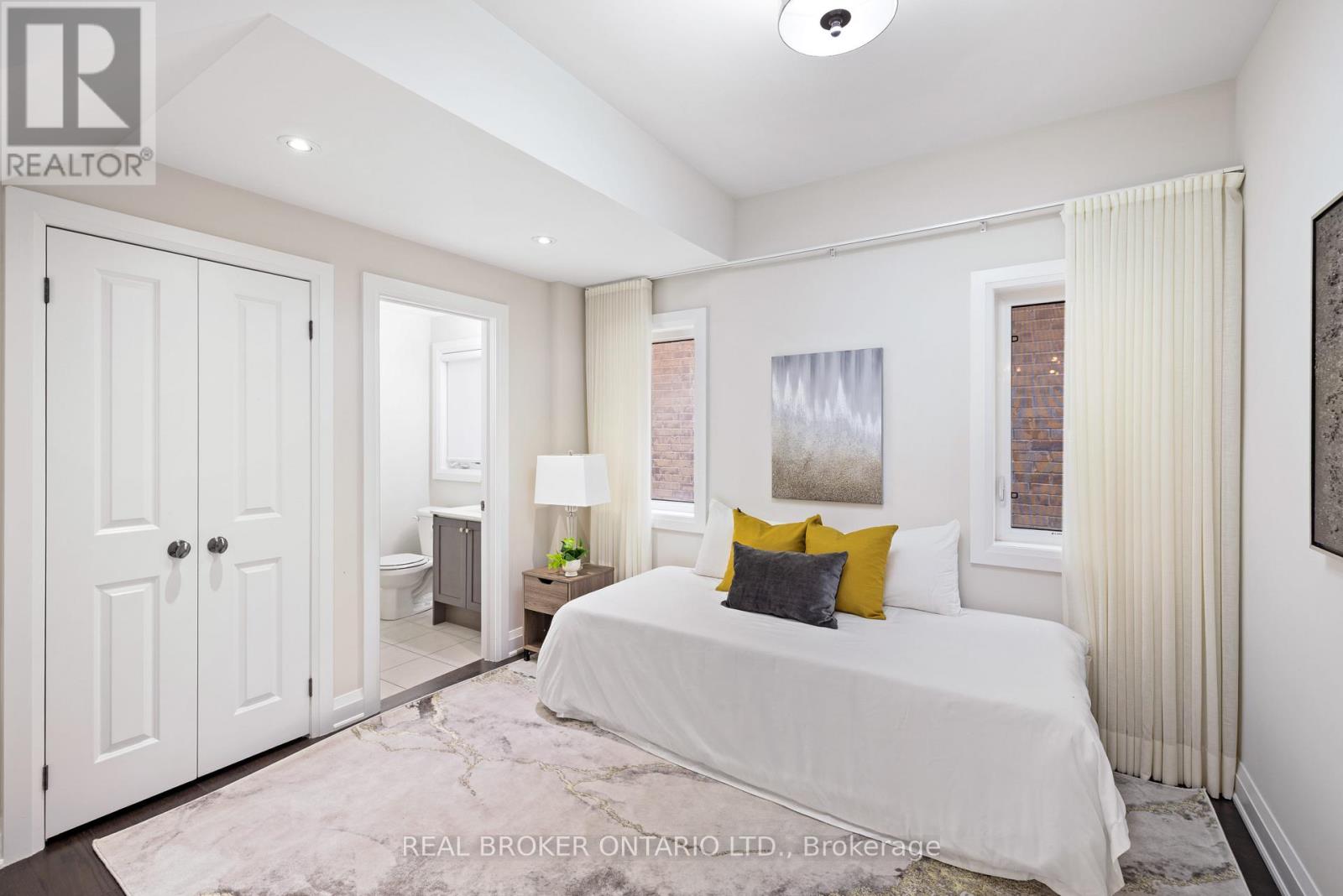 41 Pelee Avenue, Vaughan, Ontario  L4H 3Y9 - Photo 9 - N12592562