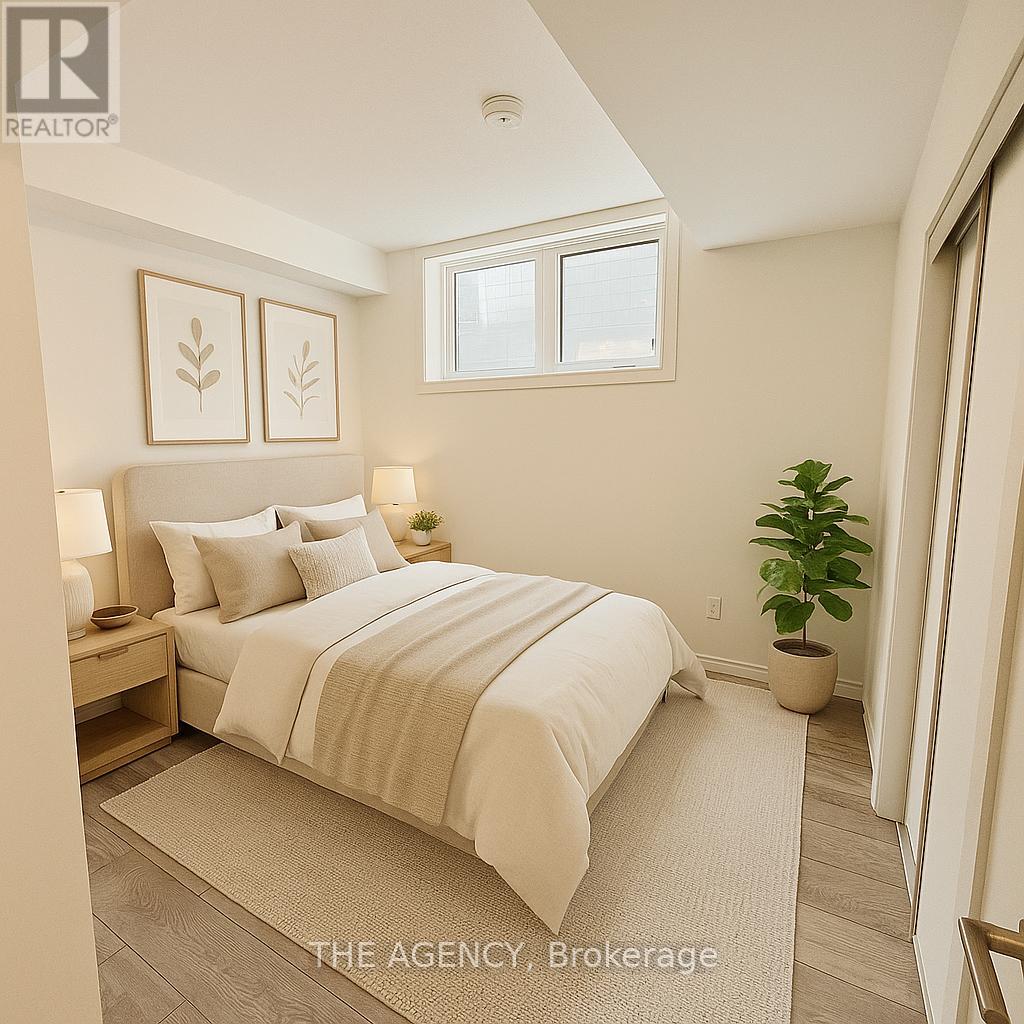 15 - 14 Lytham Green Circle, Newmarket, Ontario L3Y 0H3 - Photo 5 - N12592554